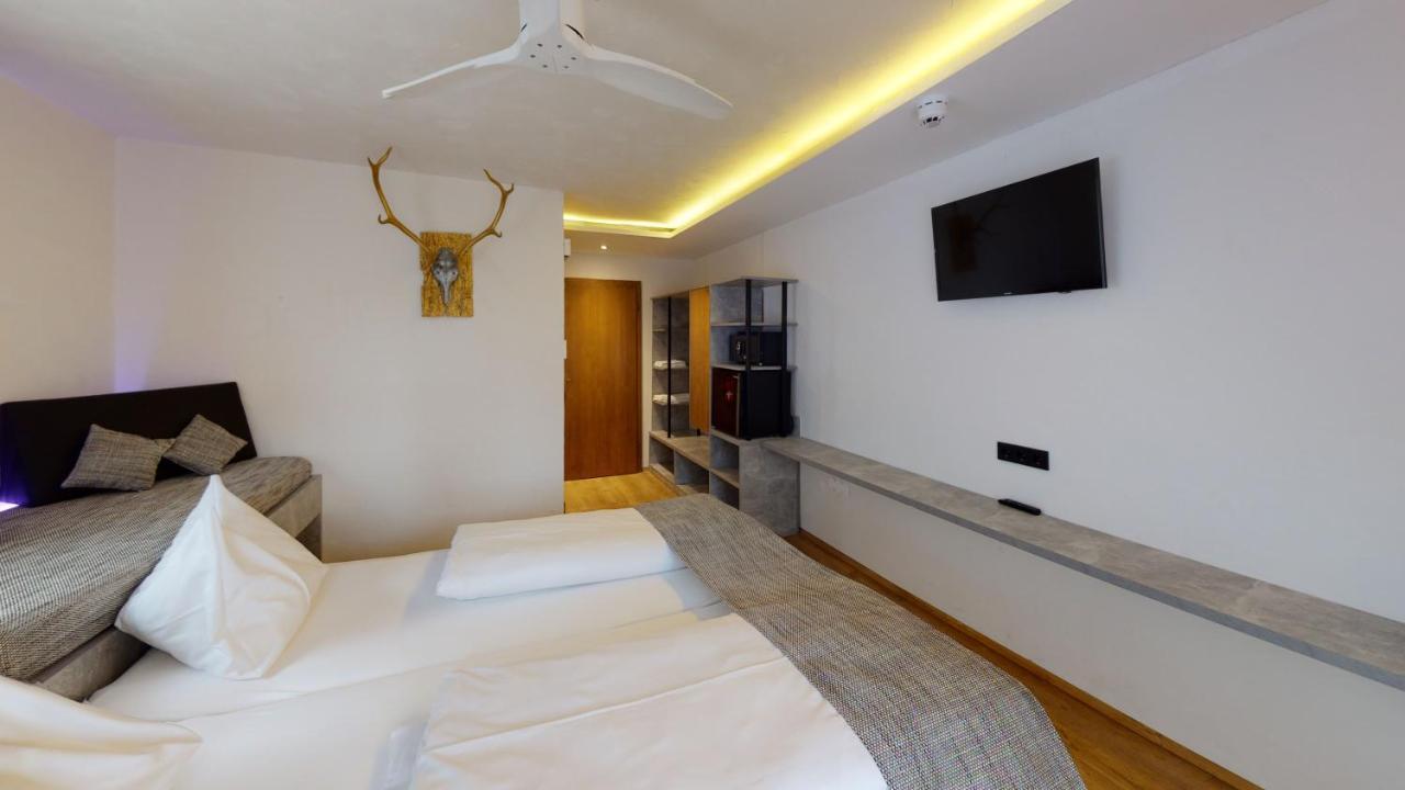 Hotel Adler Golling an der Salzach Bagian luar foto