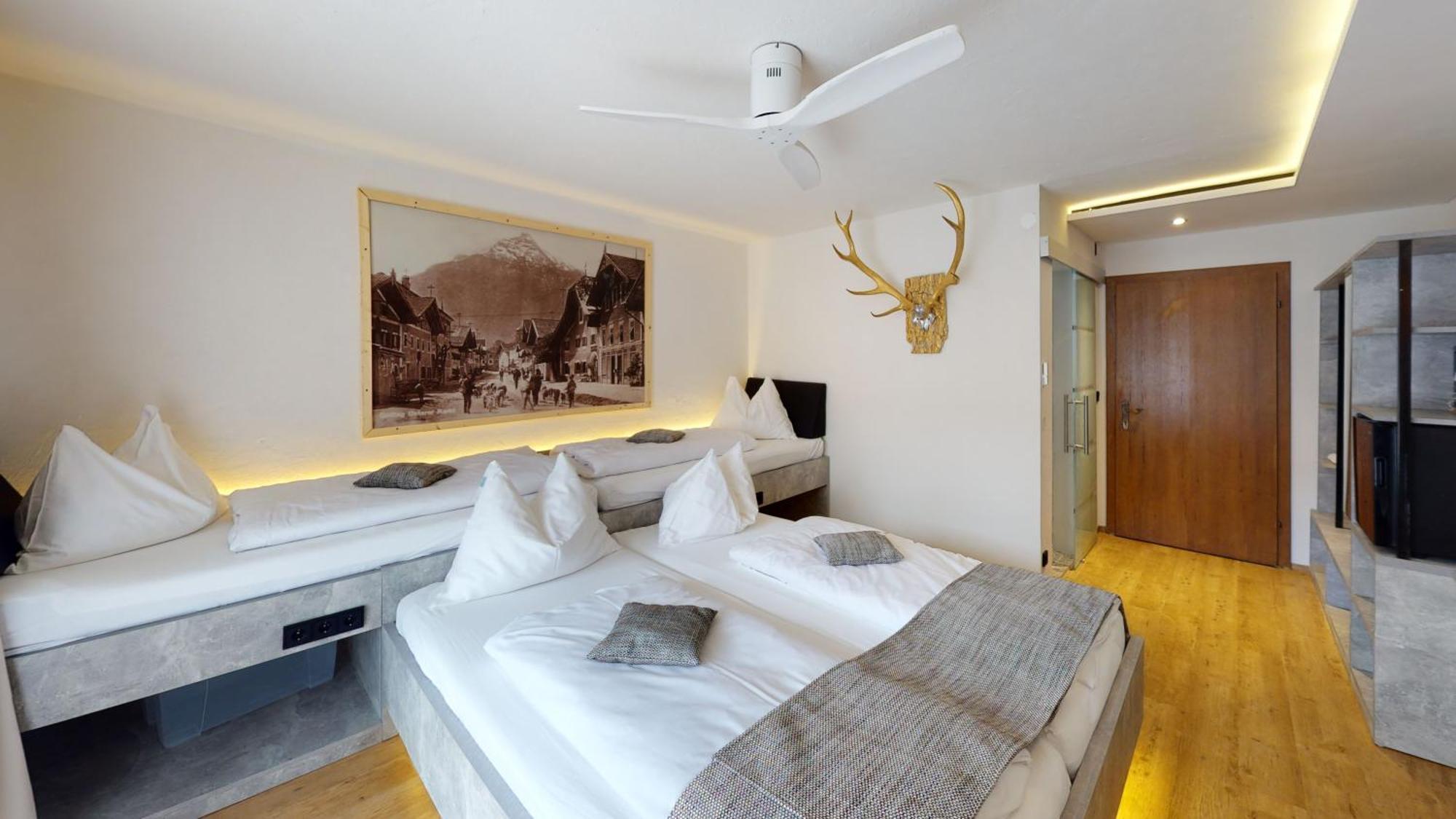 Hotel Adler Golling an der Salzach Bagian luar foto